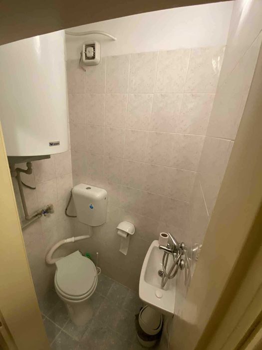 Дава се под наем Тристаен апартамент в Русе, Алеи Възраждане - 70 кв.м за 255 € - Снимка #2