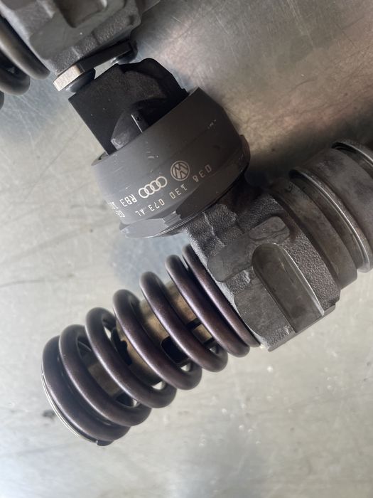 Помпа-Дюза 1.9TDI 150PS ARL Ревизирани