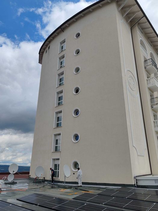 Elite Exterior building Professional Cleaning services.