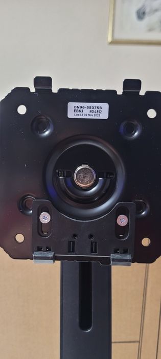 Оригинална стойка за монитор