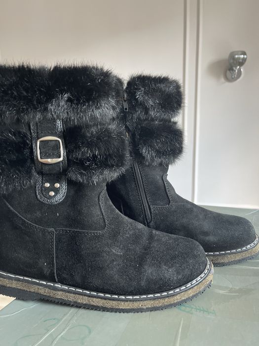 Продам унты зимние