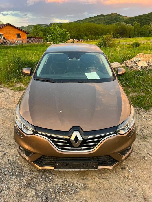 Renault Megane 2017 | 111k km | Full extra | Gata de drum – 7500 FIX
