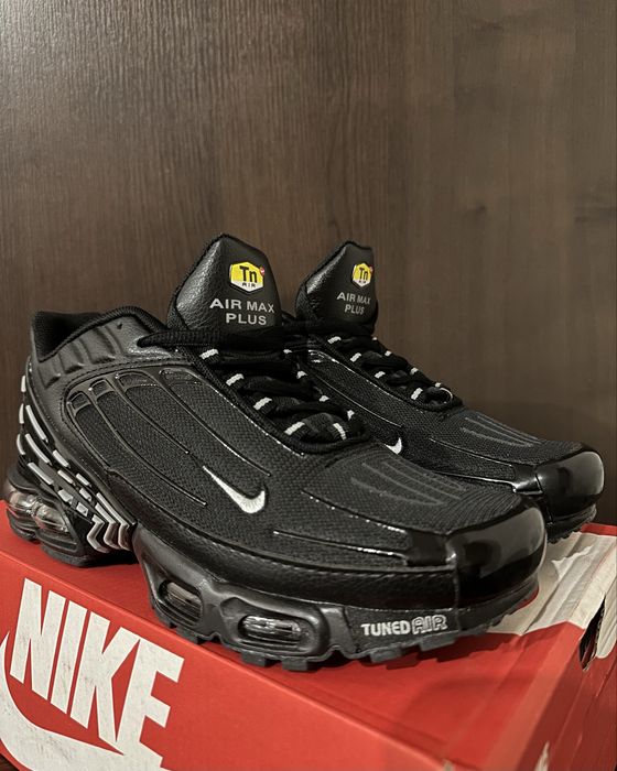 Nike Air Max Plus 3 "Black & Wolf Grey" - 41,42