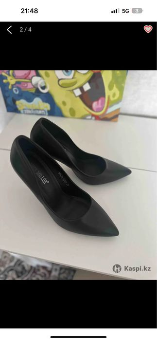 Классические черные туфли