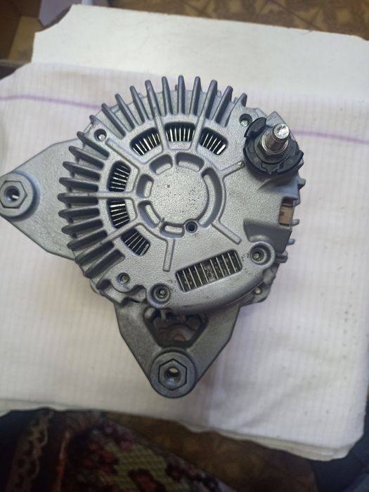 Генератор на Ниссан кашкай