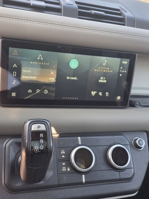 Predau leasing (sau vand) Land Rover Defender fabr. 2021,  impecabil