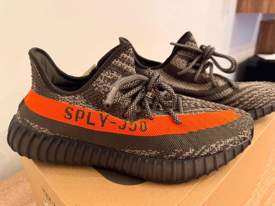 Vand Yeezy Boost 350 V2 Carbon Beluga - 44
