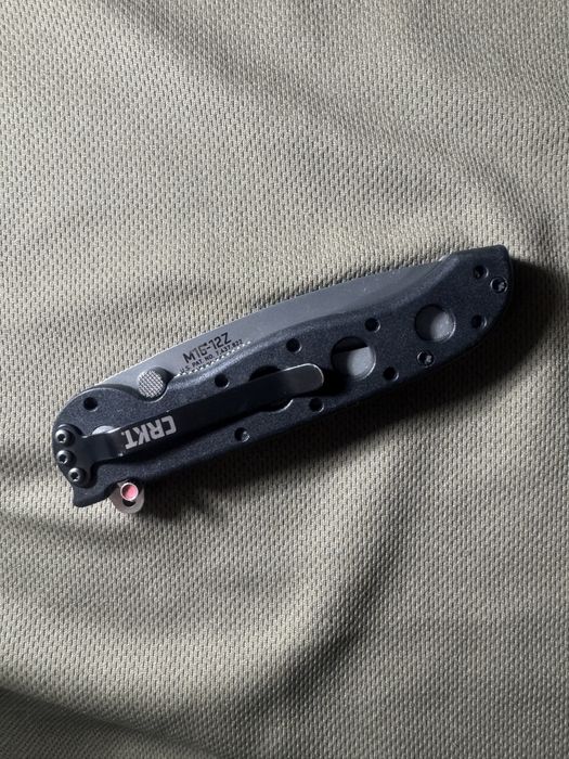 Cutit CRKT otel