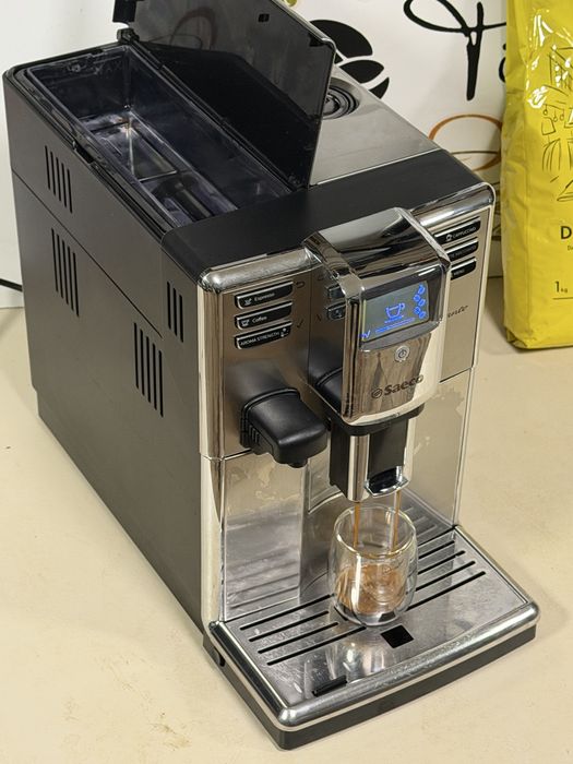 Кафемашина кафе автомат Saeco Incanto с гаранция