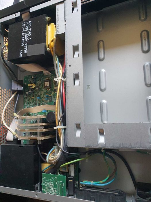 Ups Profesional APC Smart Ups 1500 fara baterie