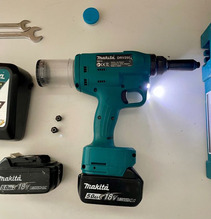 Makita DRV 250 pistol Popnituri
