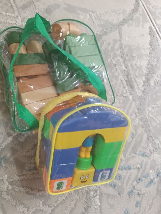 Набор игрушек разных