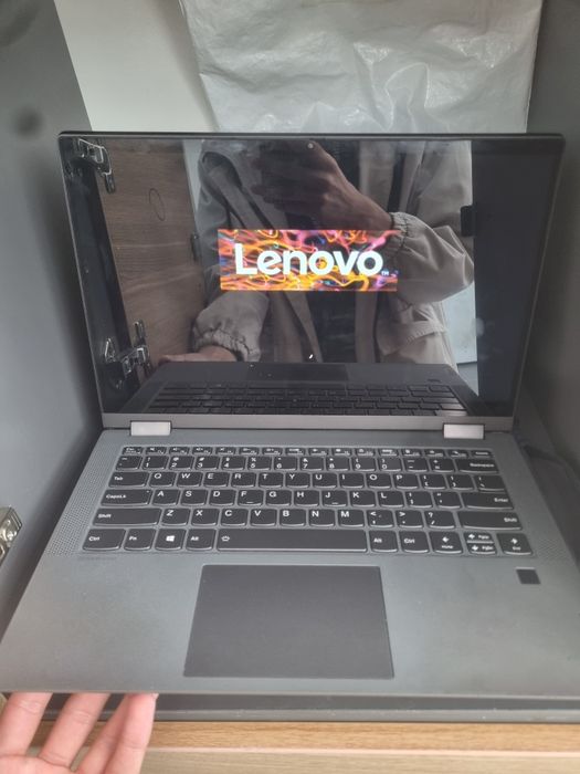 Noutbook Lenovo touch id