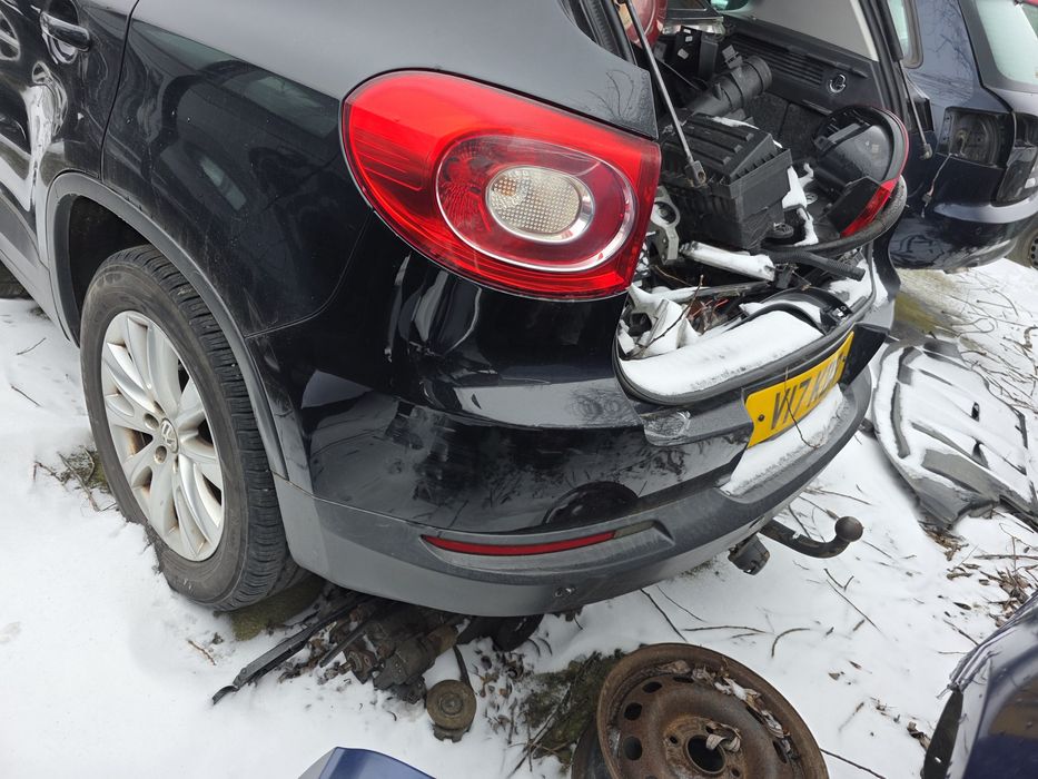 Bara Spate Tiguan LC9X cu senzori