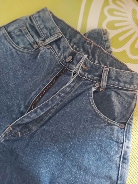Сини дънки-размер S-15.65лв