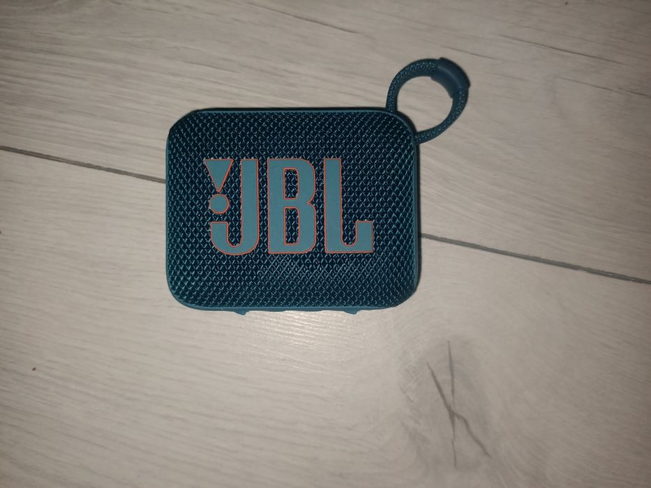колонка JBL Go 4 за 17к срочноооо состояние новый