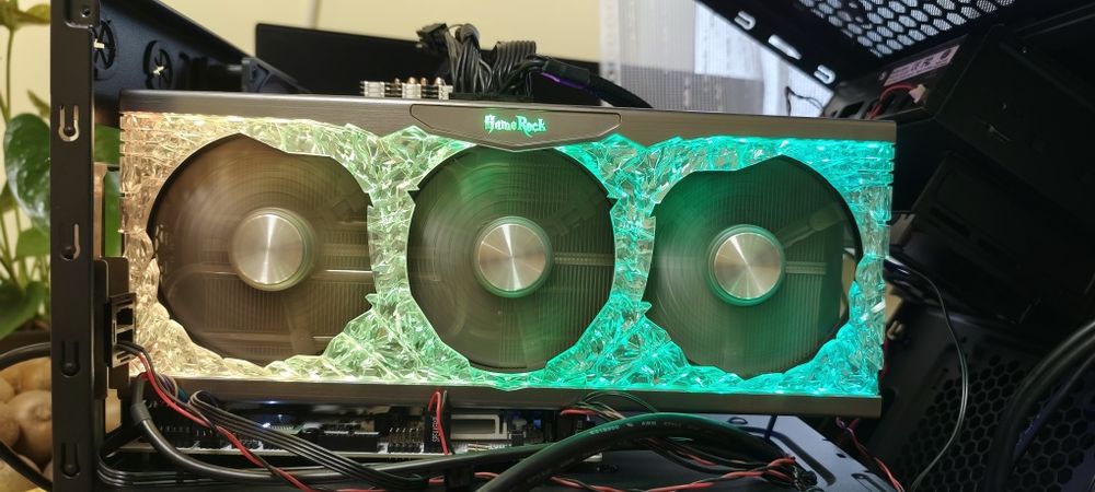 Продавам: Palit RTX 3070 Ti 8gb Gamerock OC