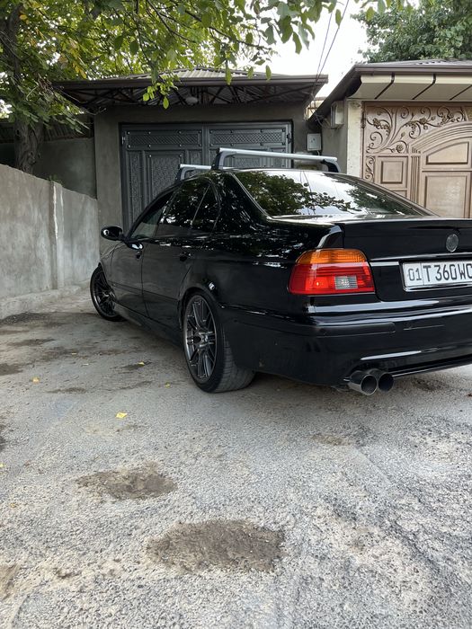 BMW E39 525i в хорошем состоянии