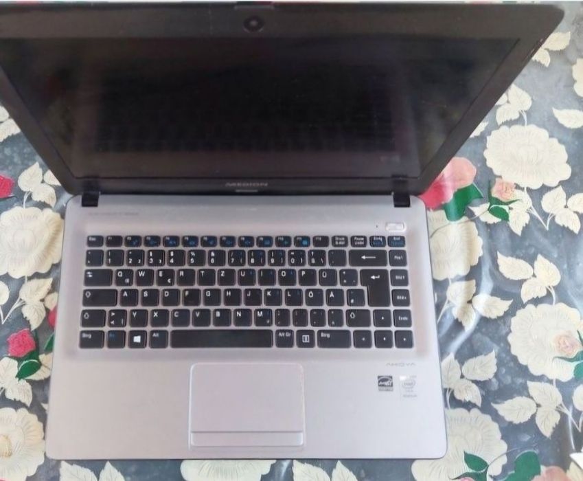Laptop Medion Akoya Celeron