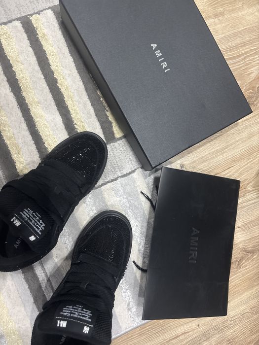 Обувки амири официялни