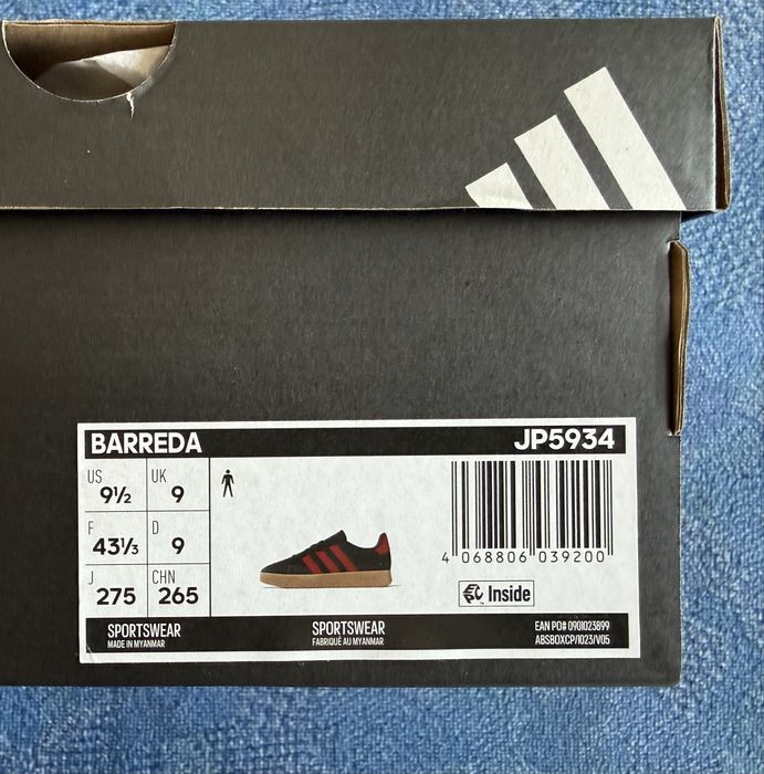 Adidas Barreda ОРИГИНАЛНИ мъжки маратонки - 42/43