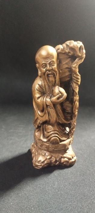 Статуэтки "три звездных старца"  высота статуэтки 10см.