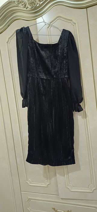 Vechirniy ko'ylaklar razmer 44