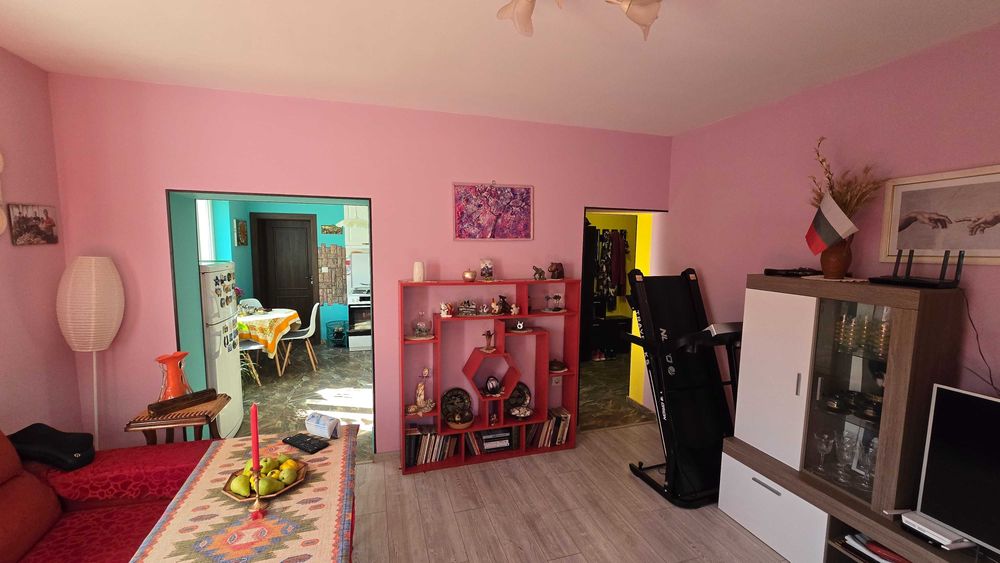 Продава се Тристаен апартамент в Перник, Център - 72 кв.м за 1612 €/кв.м - Снимка #7