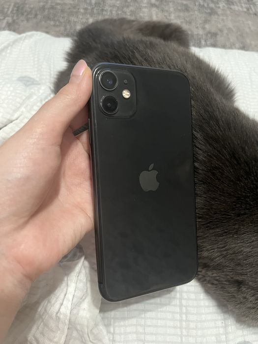 Продам айфон 11