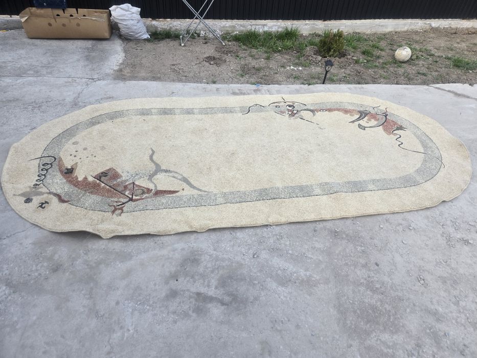 Продам ковер срочно