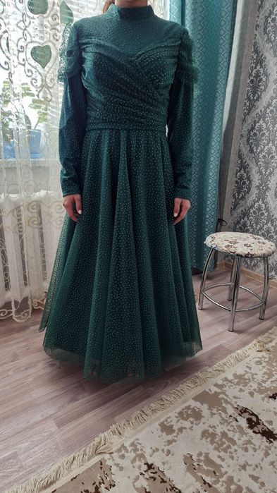 Продаётся вечерние платье