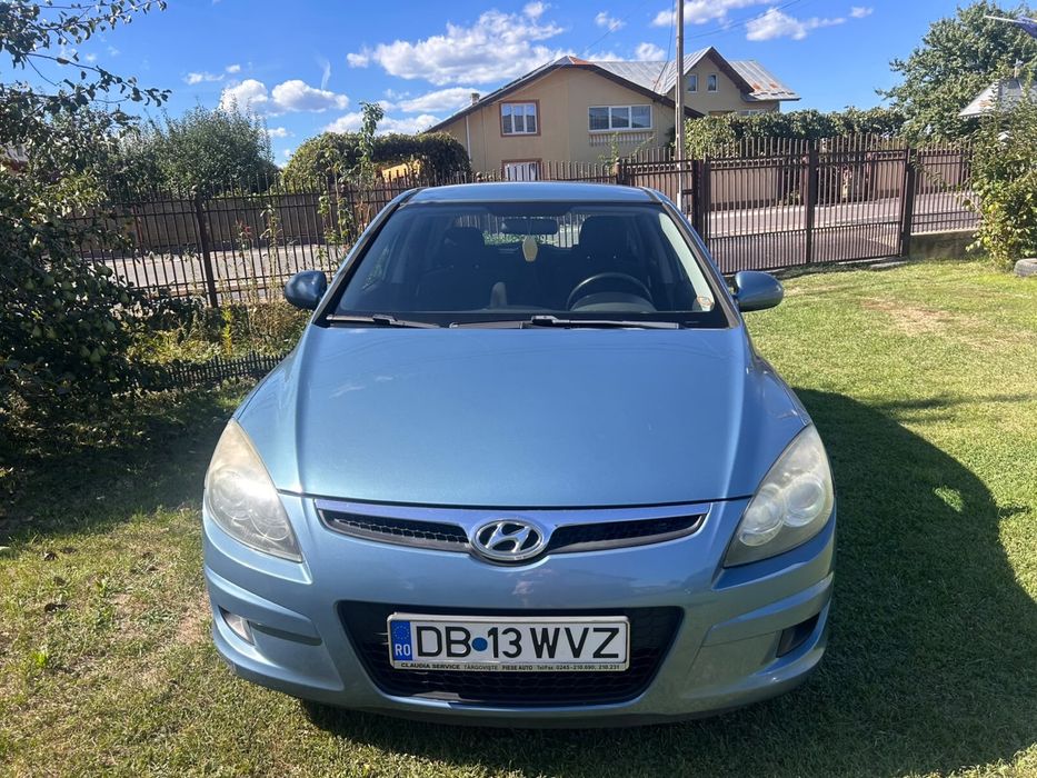 Hyundai i30 (2010) • 1.6 CRDI