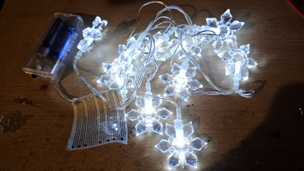 Instalatii de Craciun LED cu baterii