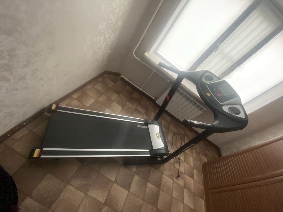 Беговая дорожка продам