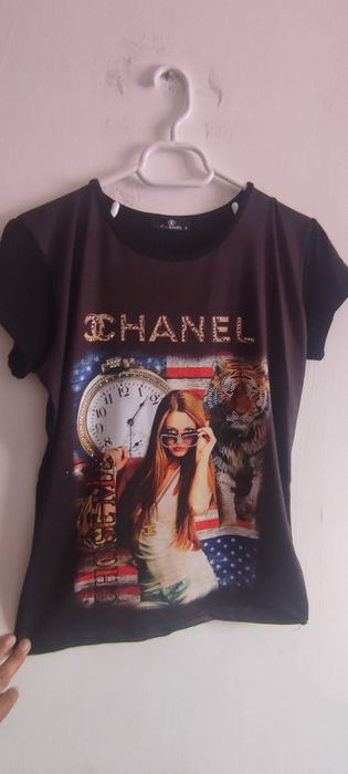 tricou dama M cu cristale si imagine ca nou