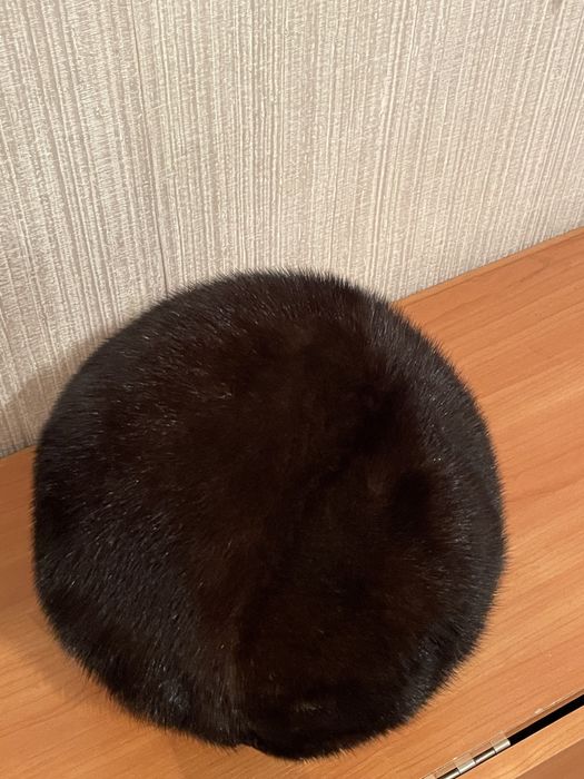 Женский норковый берет