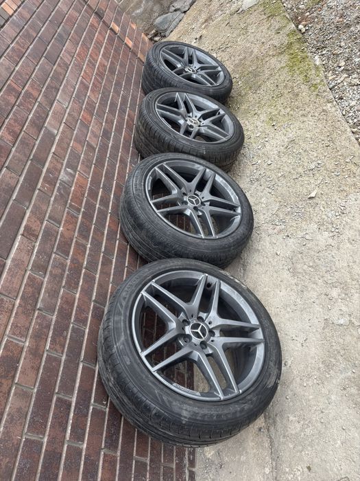 Диск с шиной.