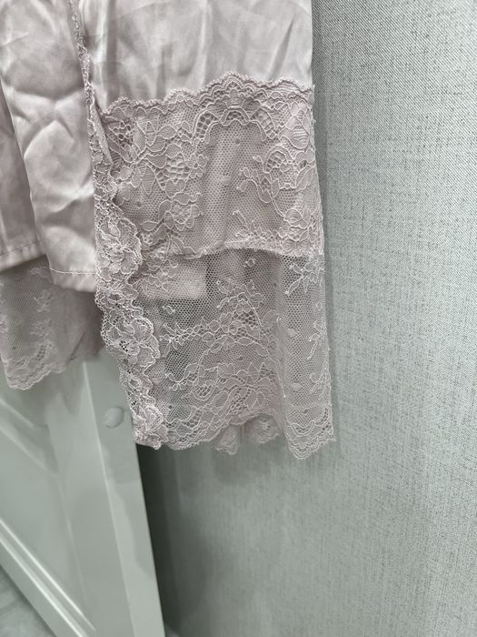 Атласный халат красивый