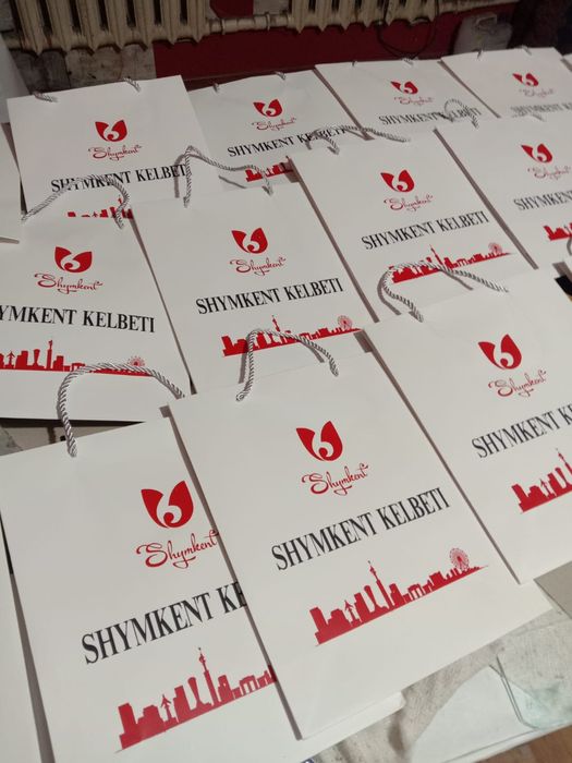 Пакеты с вашим логотипом