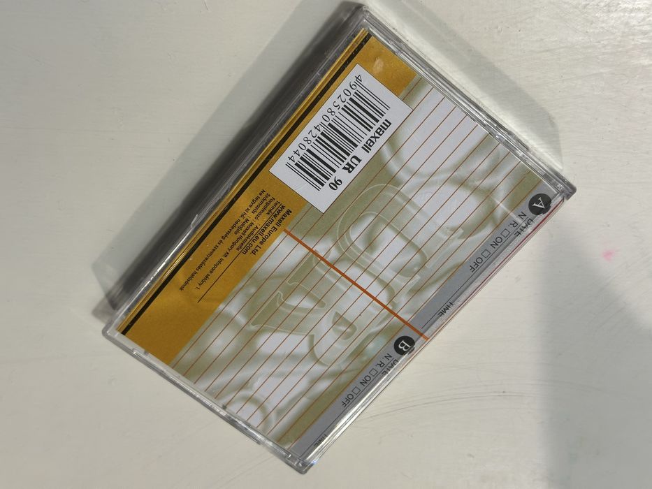 Аудиокасетки Maxell UR90