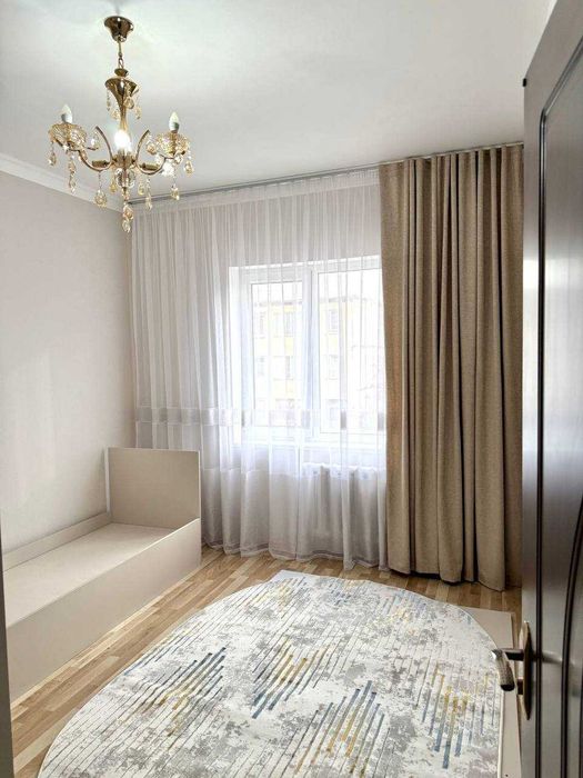 Продаётся 4-х комнатная квартира на Юнусабад 2