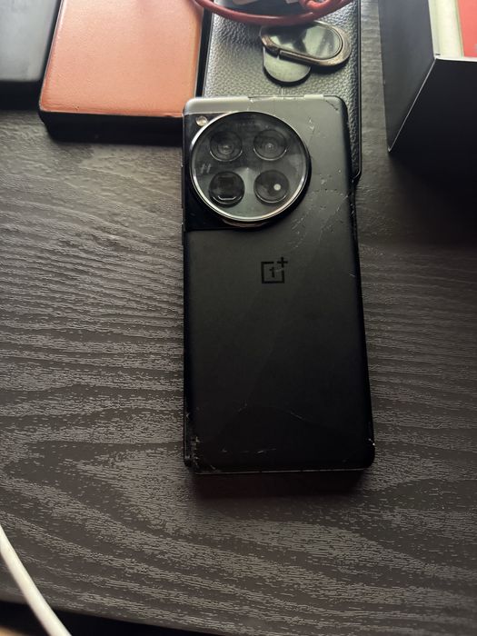 One Plus 12  Ван плас 12