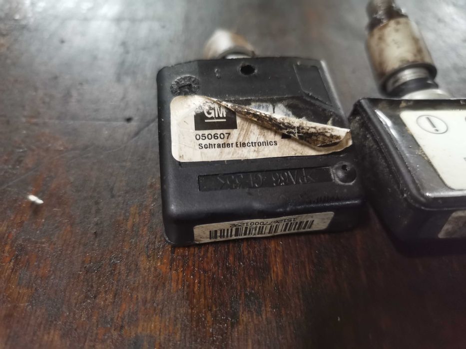 Датчик Сензор за налягане на гумите. Bluetooth вентили за Opel