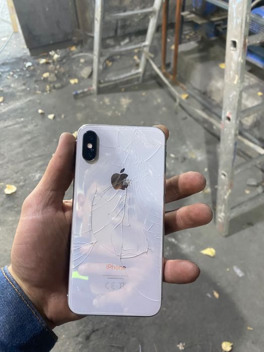 Продам iphone X на 256