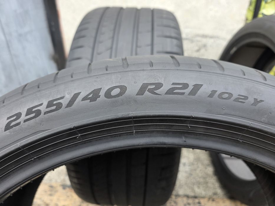 Vând patru anvelope de vara pirelli 255 40 21/ 285 35 21 dot 1123
