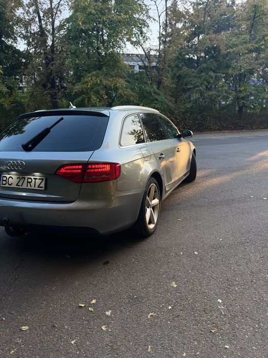 AUDI A4 Avant 2010 — imagine 3