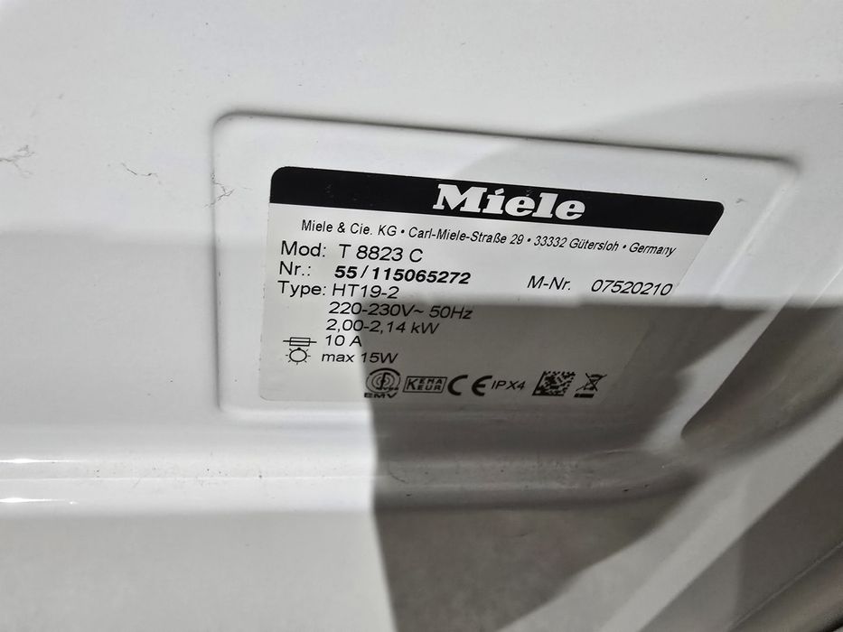 Кондензационна сушилня Миеле/Miele пчелна пита T8823C