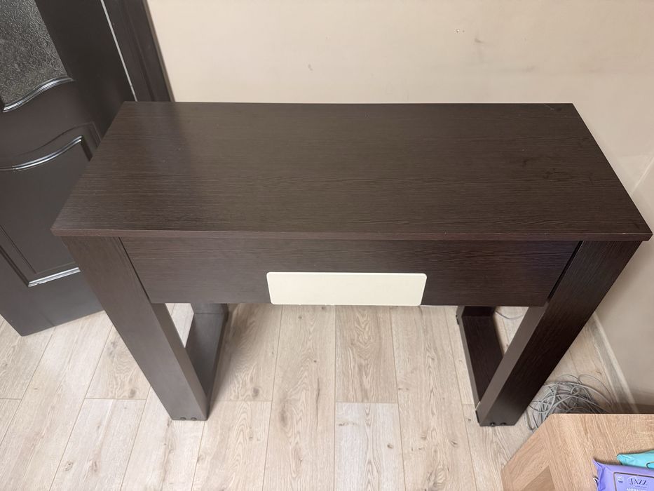 Стол и зеркало набор