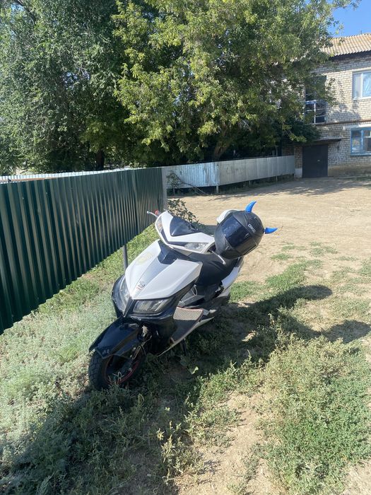 Мопед м8 125сс лия мотор