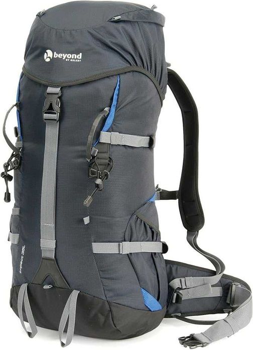Туристическа раница Gelert Beyond Impact 35 L